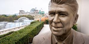 Berlin Didn’t Want a Reagan Statue—but It’s Getting One Anyway